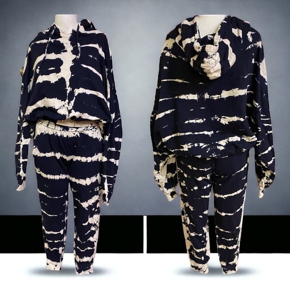 Young, Broke & Fabulous Pants - Young Fabulous & Broke Set Hooded Dolman Top (M/L) & Joggers (L) Blue Tie Die